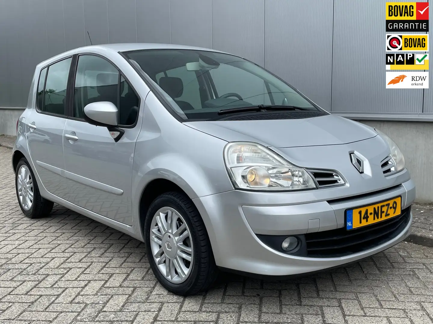 Renault Modus 1.6-16V Dynamique / Automaat / Airco Grijs - 1