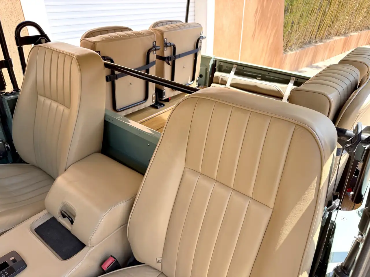 Land Rover Defender D90 ragtop, foto 12