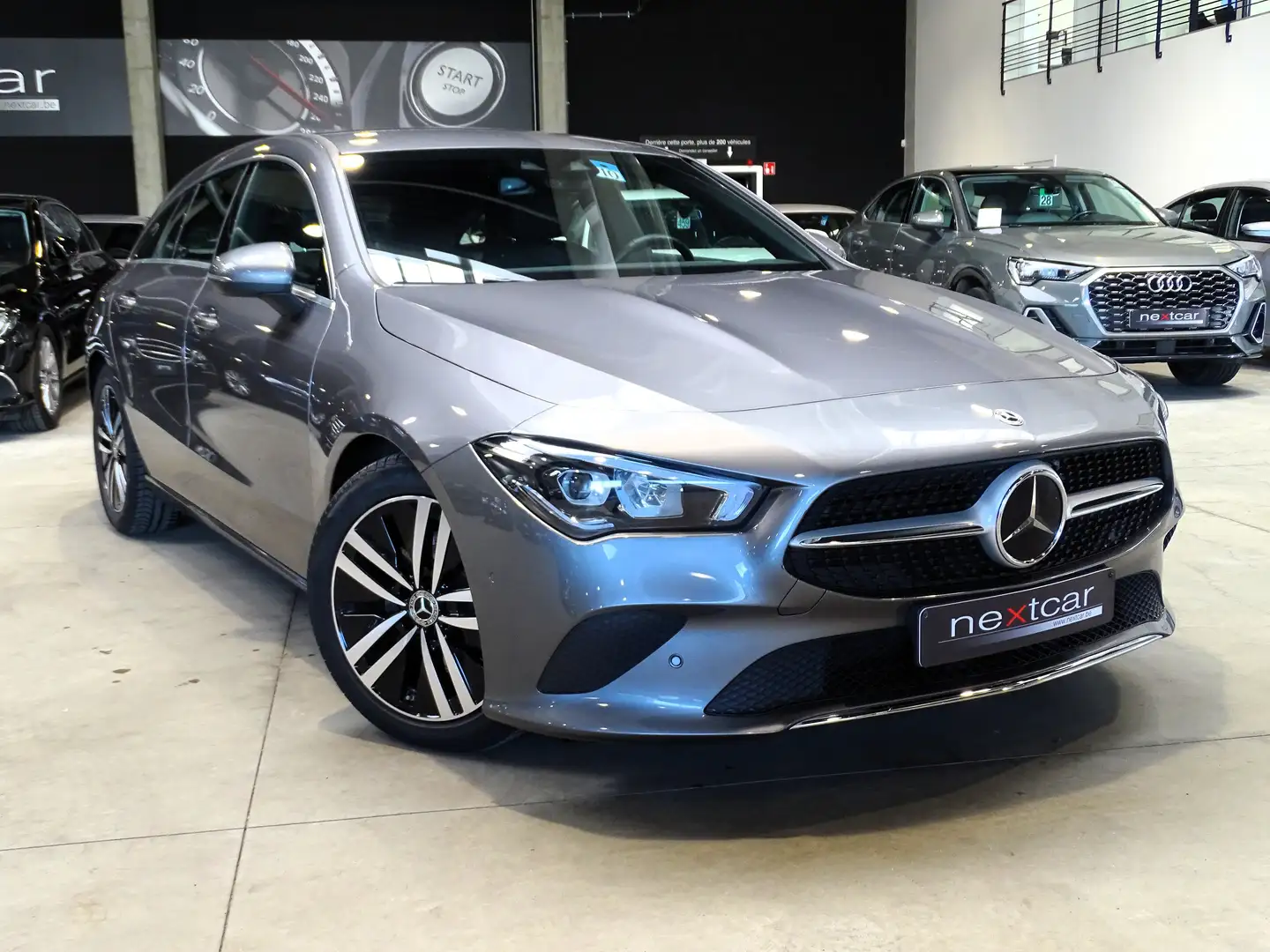 Mercedes-Benz CLA 180 d ShootingBrake Luxury 7GTRONIC FULL LED-CUIR-NAVI Gris - 2