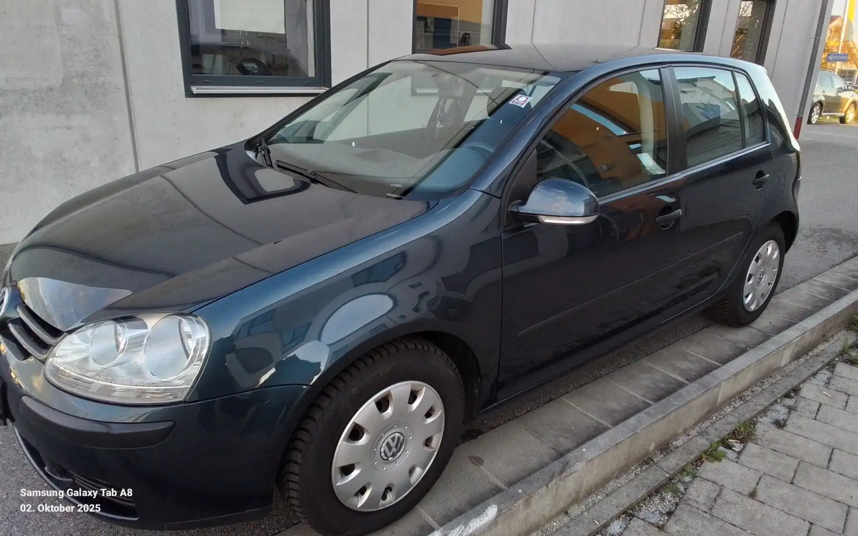 Volkswagen Golf V Lim. Trendline Bleu - 2