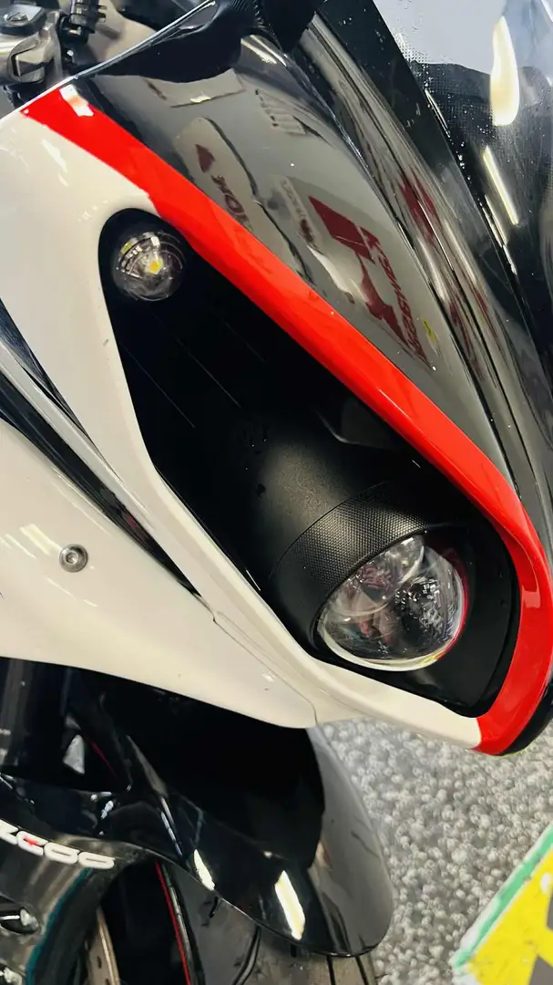 Yamaha YZF-R1 DOPPIE CARENE SCARICO PEDANE CAMBIO EL. 12 MESI G Nero - 2