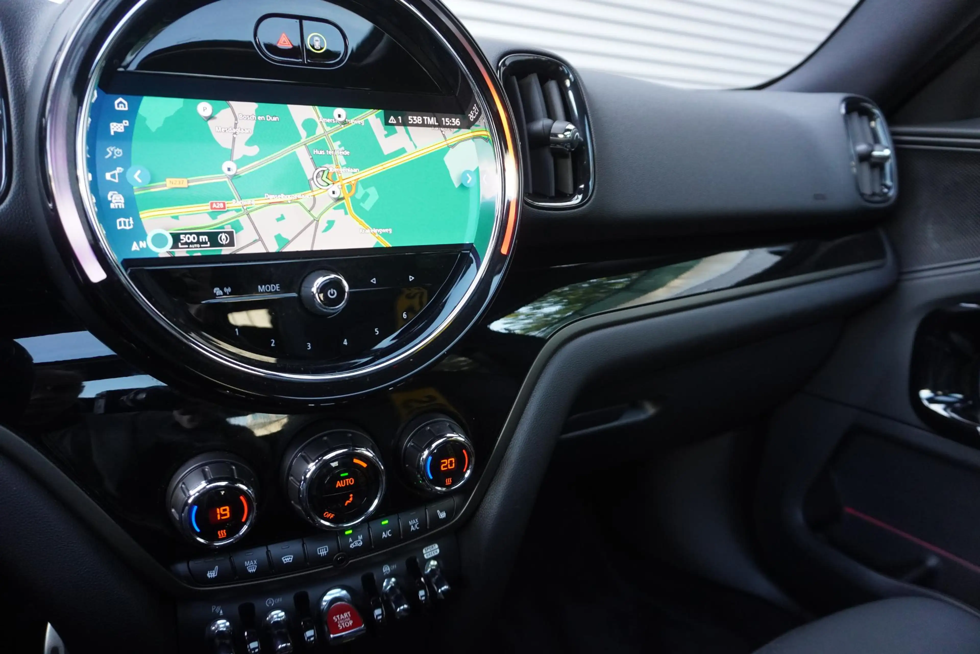 MINI Countryman C | Rockingham GT | John Cooper Works Trim | 19" LM — photo 11