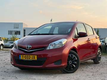 1.3 VVT-i Comfort/ SCHERM/ ZUINIG