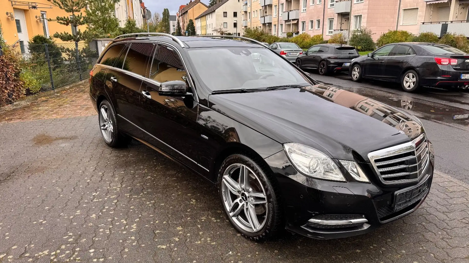Mercedes-Benz E 350 E -Klasse E 350 CDI 4Mat 7 sitze Schwarz - 1
