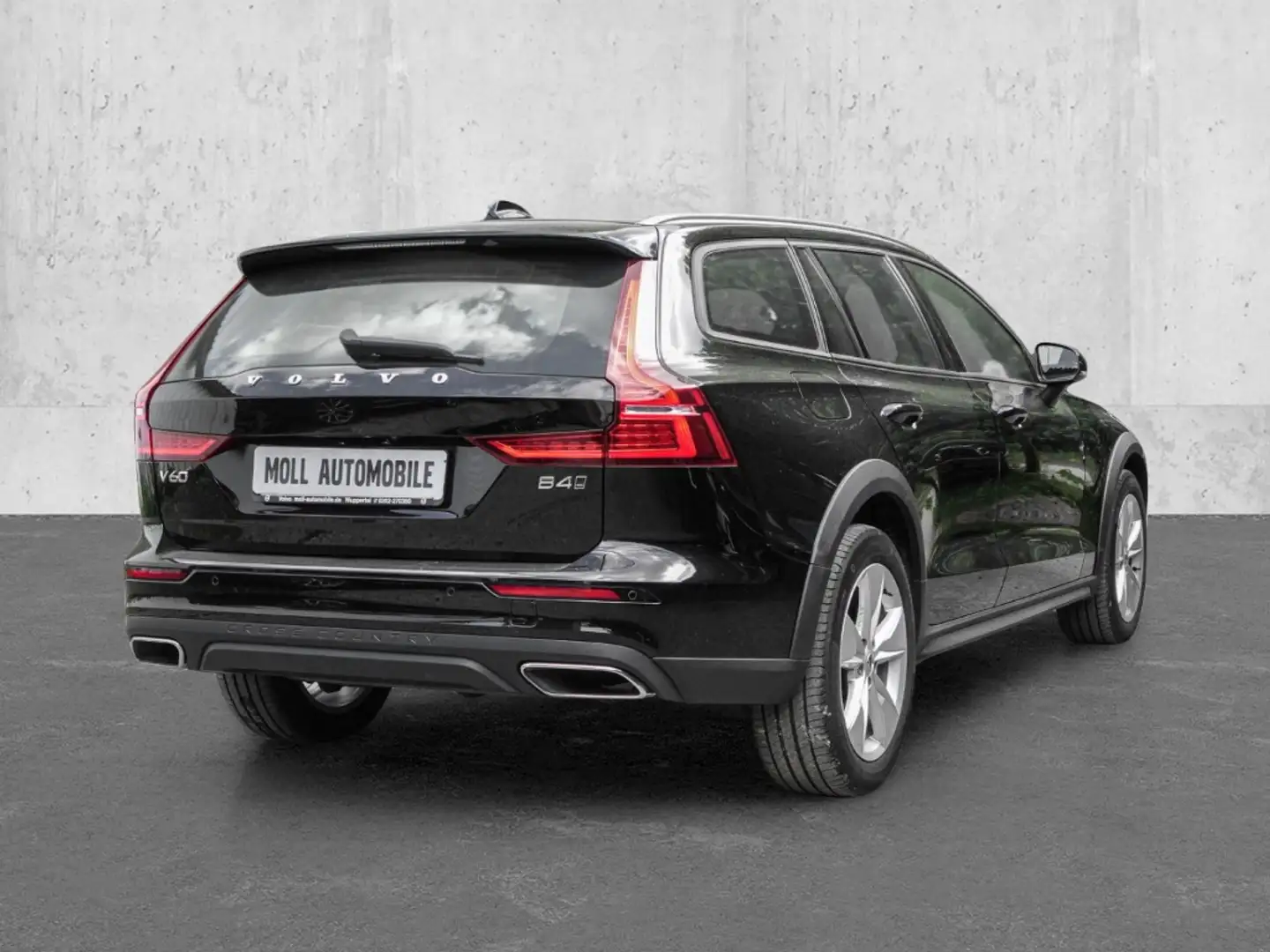 Volvo V60 Cross Country Cross Country Basis AWD B4 Diesel EU6d AHK Navi Di Zwart - 2