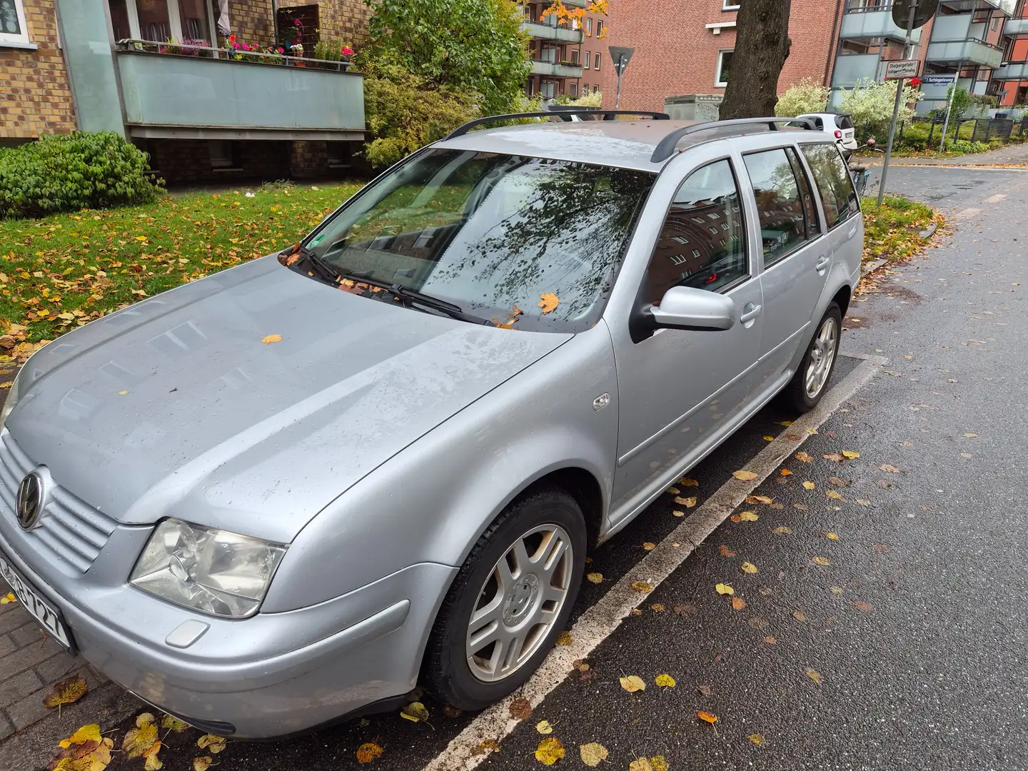 Volkswagen Bora Bora Variant Diesel Variant 1.9 TDI Highline Srebrny - 2