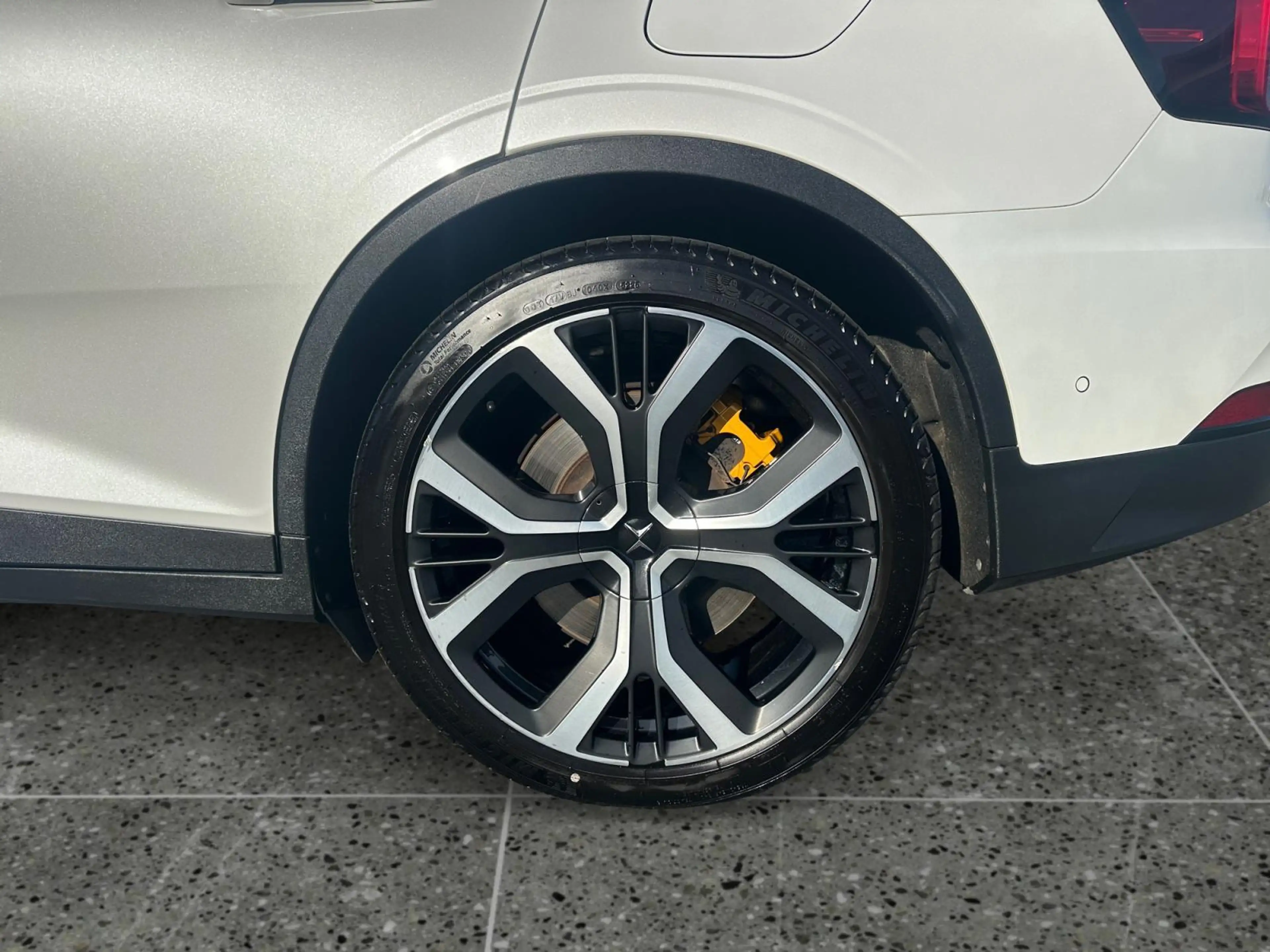 Polestar 2 Long Range Dual Motor Launch Edition 78kWh | Perfo — photo 9