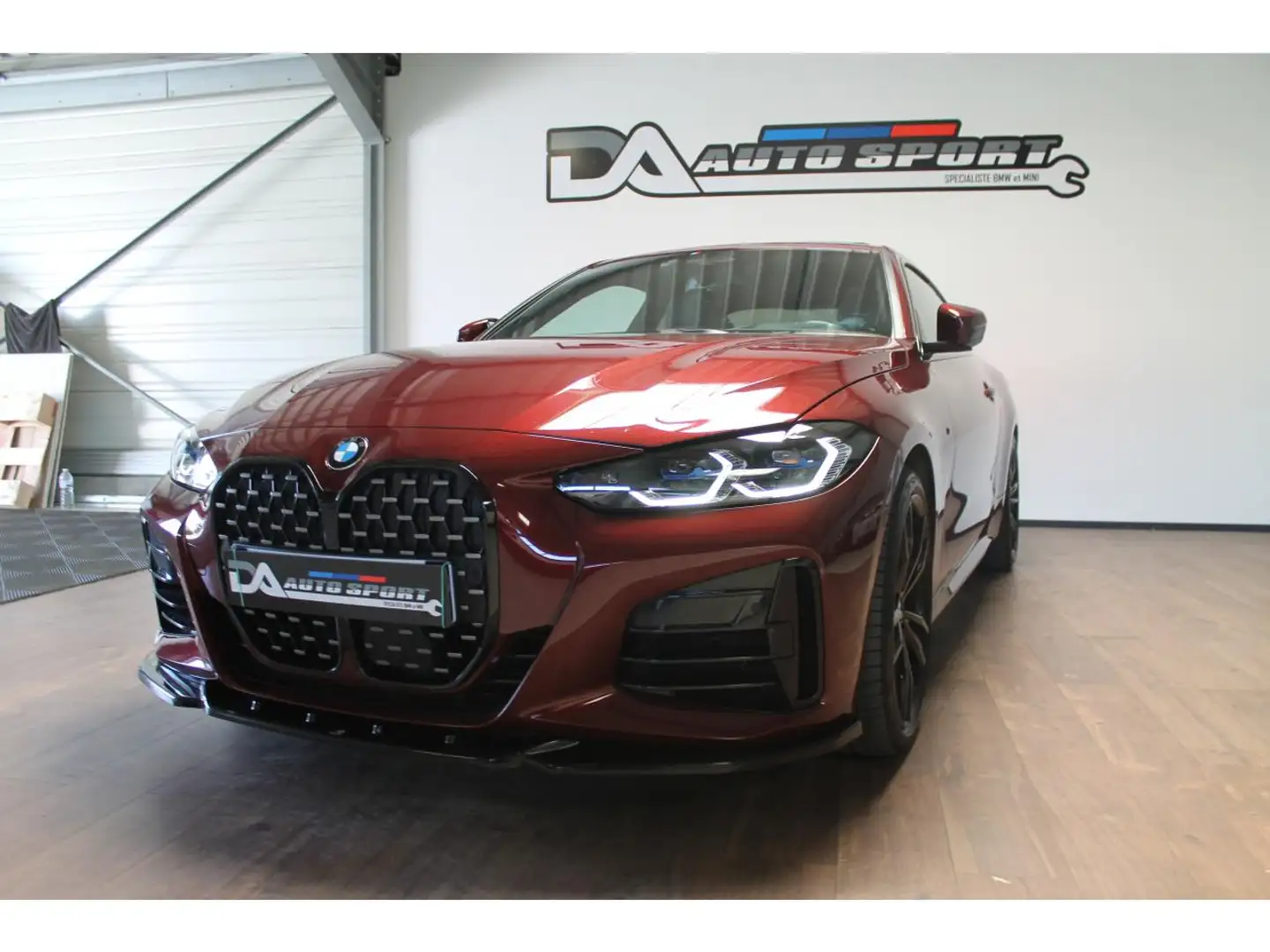 BMW 440 M440i xDrive M Performance - Sport  - G22 Rojo - 1