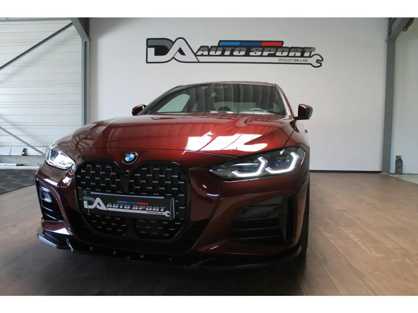 BMW 440 M440i xDrive M Performance - Sport  - G22 Rojo - 2