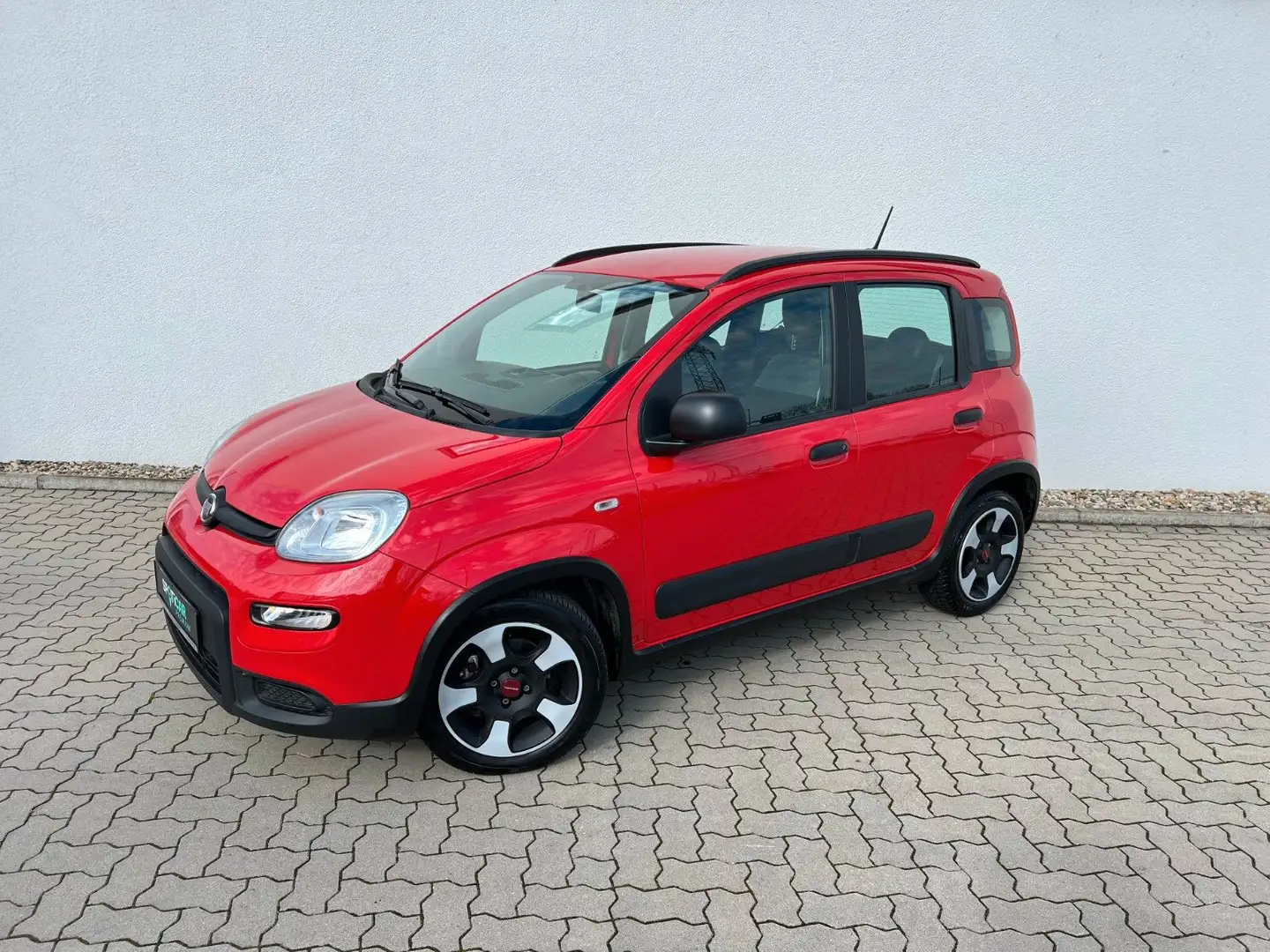 Fiat Panda 1.0 Hybrid City Life+Parksensoren Rot - 1