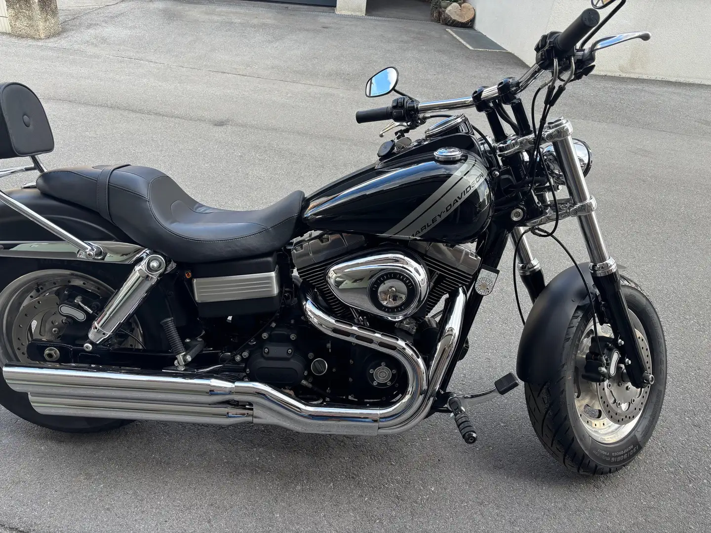 Harley-Davidson Dyna Fat Bob Negru - 1