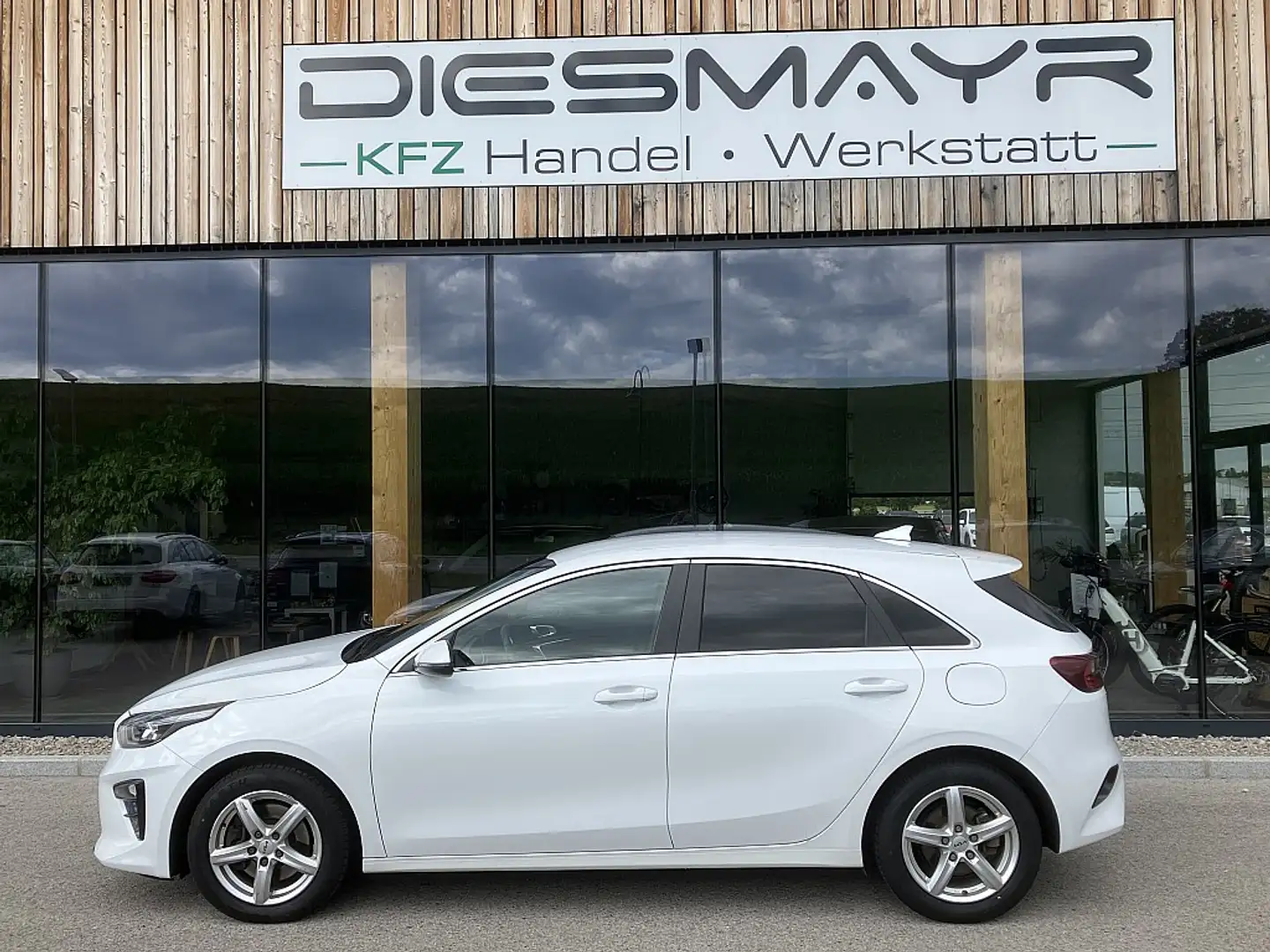 Kia Ceed / cee'd ceed 1,6 CRDi 48V Gold DCT Wit - 2