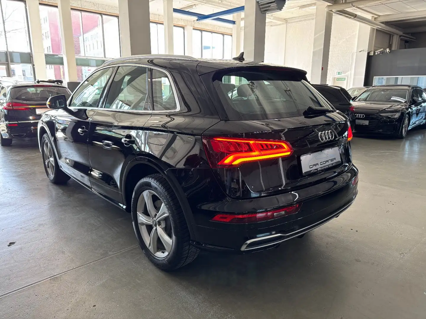 Audi Q5 50 TFSI e QUATTRO S-TRONIC S-LINE MASSAGE LED Schwarz - 2