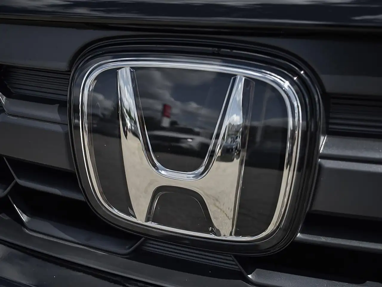 Honda Odyssey снимка Honda Odyssey