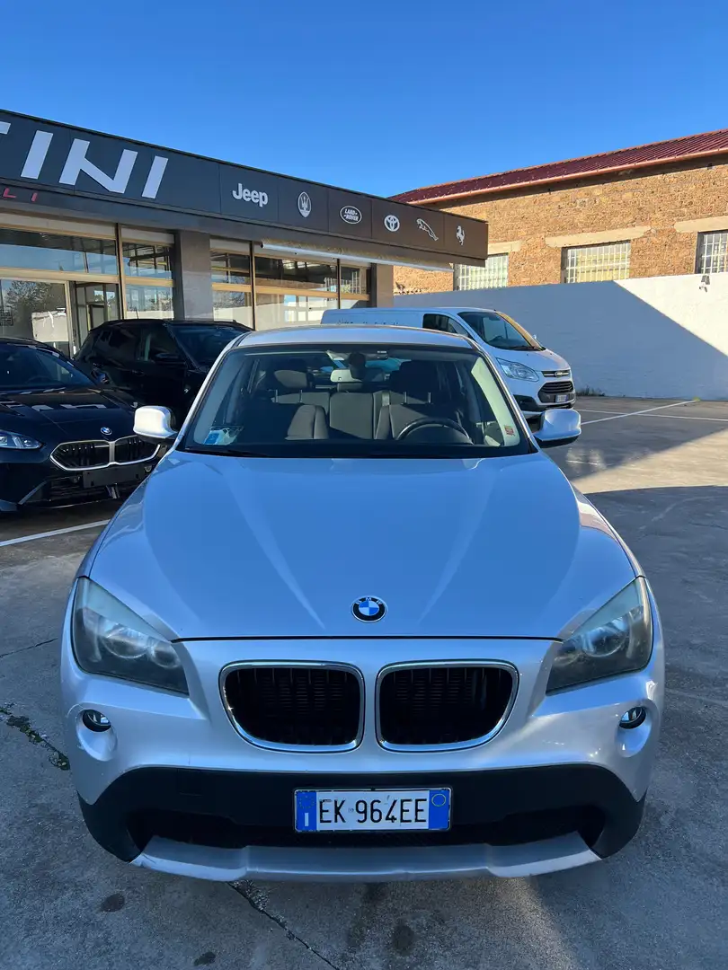 BMW X1 X1 E84 xdrive18d Futura Gris - 2