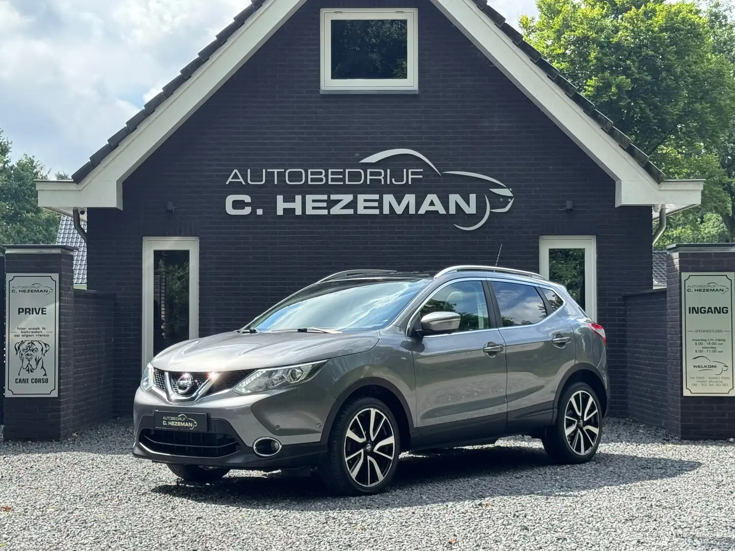 Nissan Qashqai 1.2 Connect Edition 1e eigenaar 360 Camera Panoram Grijs - 2