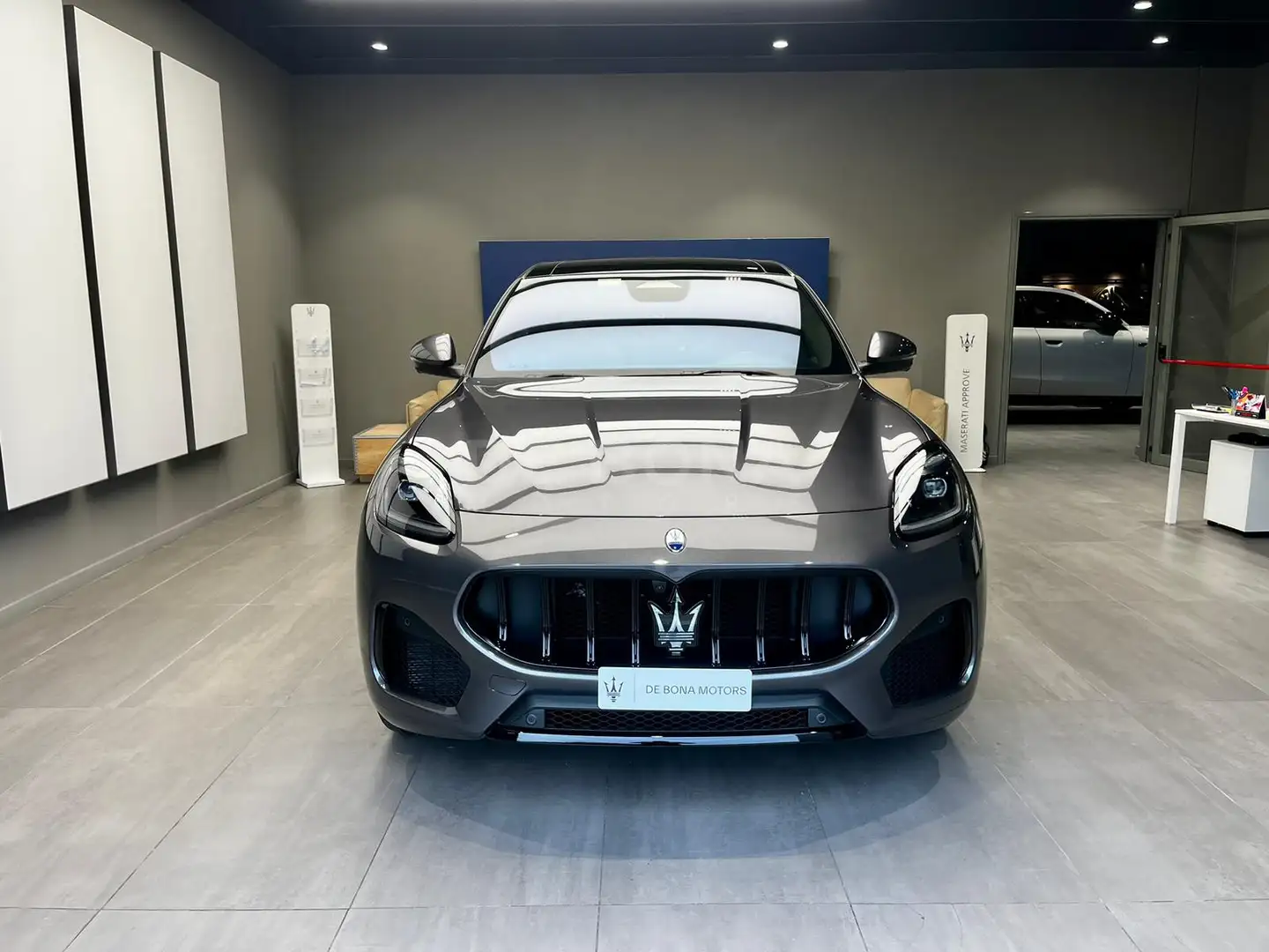 Maserati Grecale 2.0 mhev modena 330cv auto Gris - 2