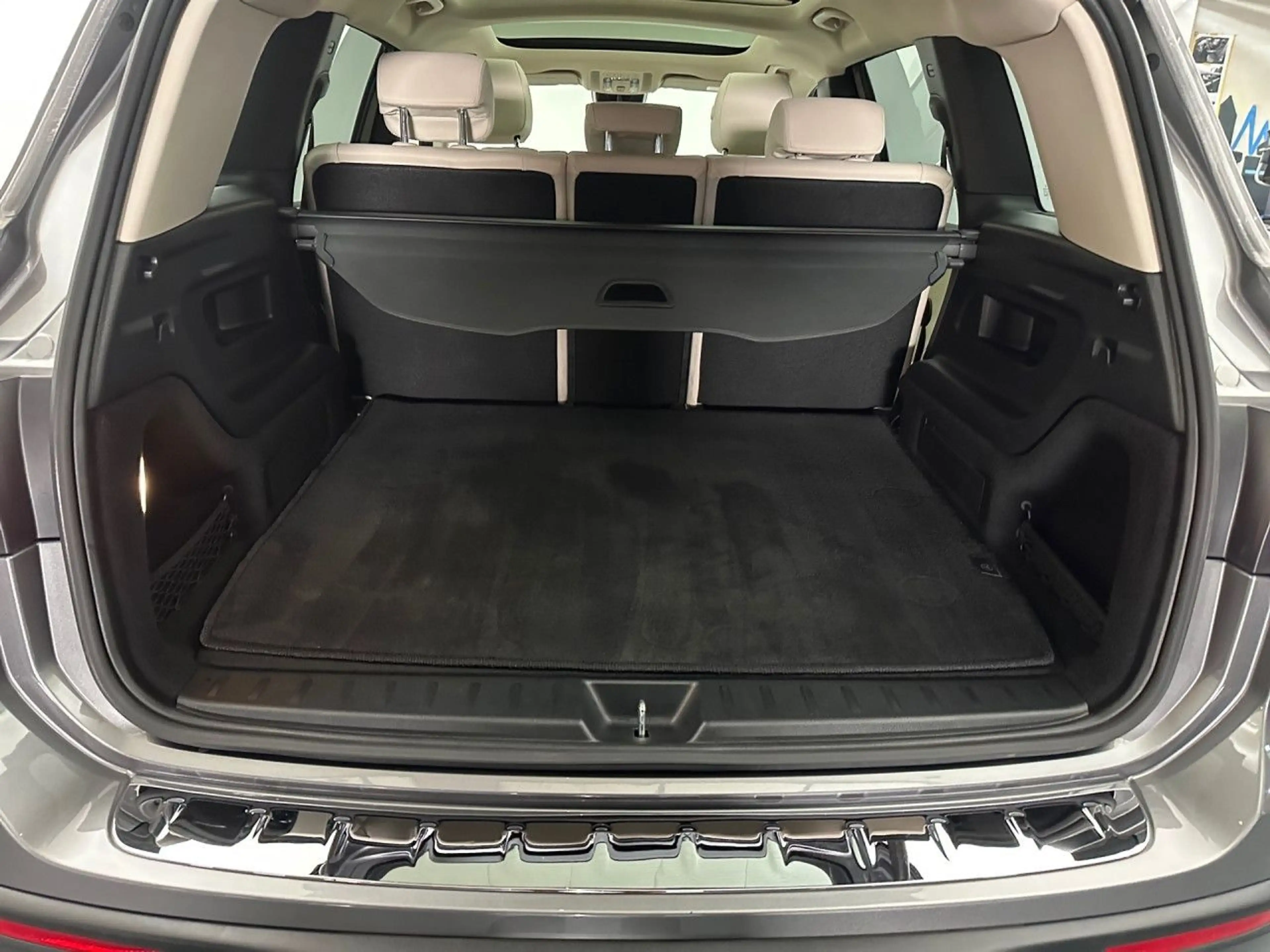 Mercedes-Benz EQB 250 Pano LED Keyl-GO Kamera Laderaump PTS Temp — photo 14
