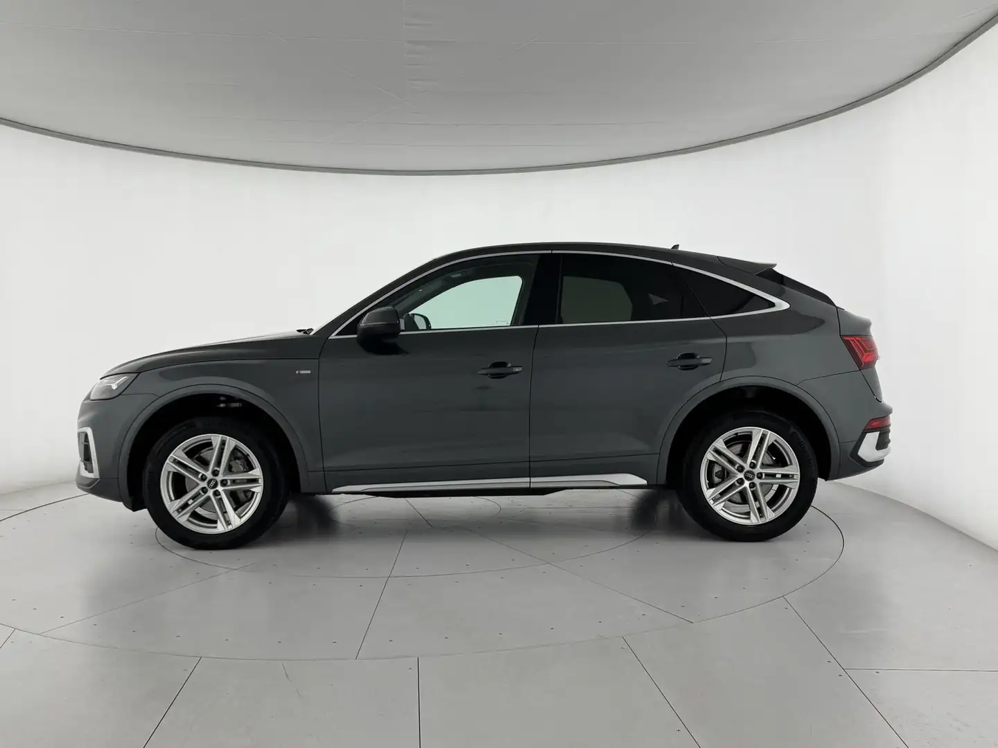 Audi Q5 SPB 40 TDI quattro S tronic Grijs - 2