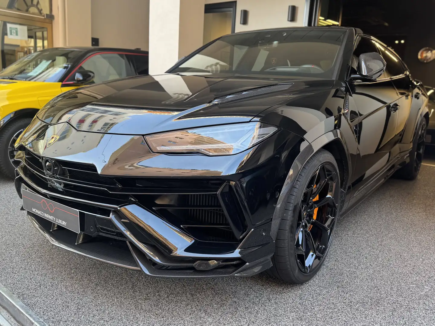 Lamborghini Urus 4.0 V8 666 PERFORMANTE Negro - 1
