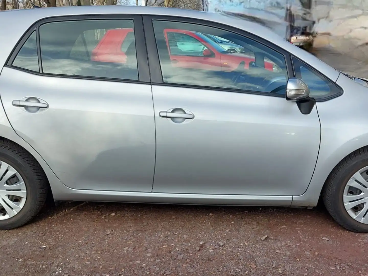 Toyota Auris Life+ Grau - 2