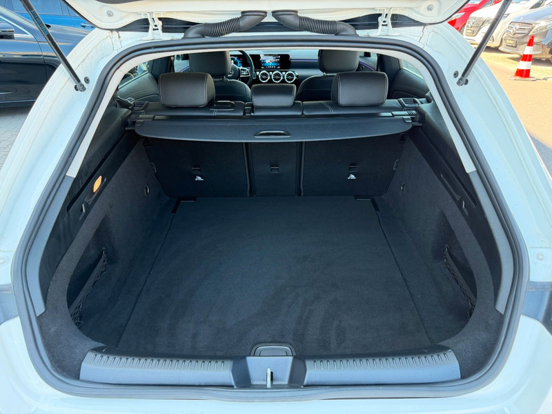 Mercedes-Benz CLA 200 — photo 8