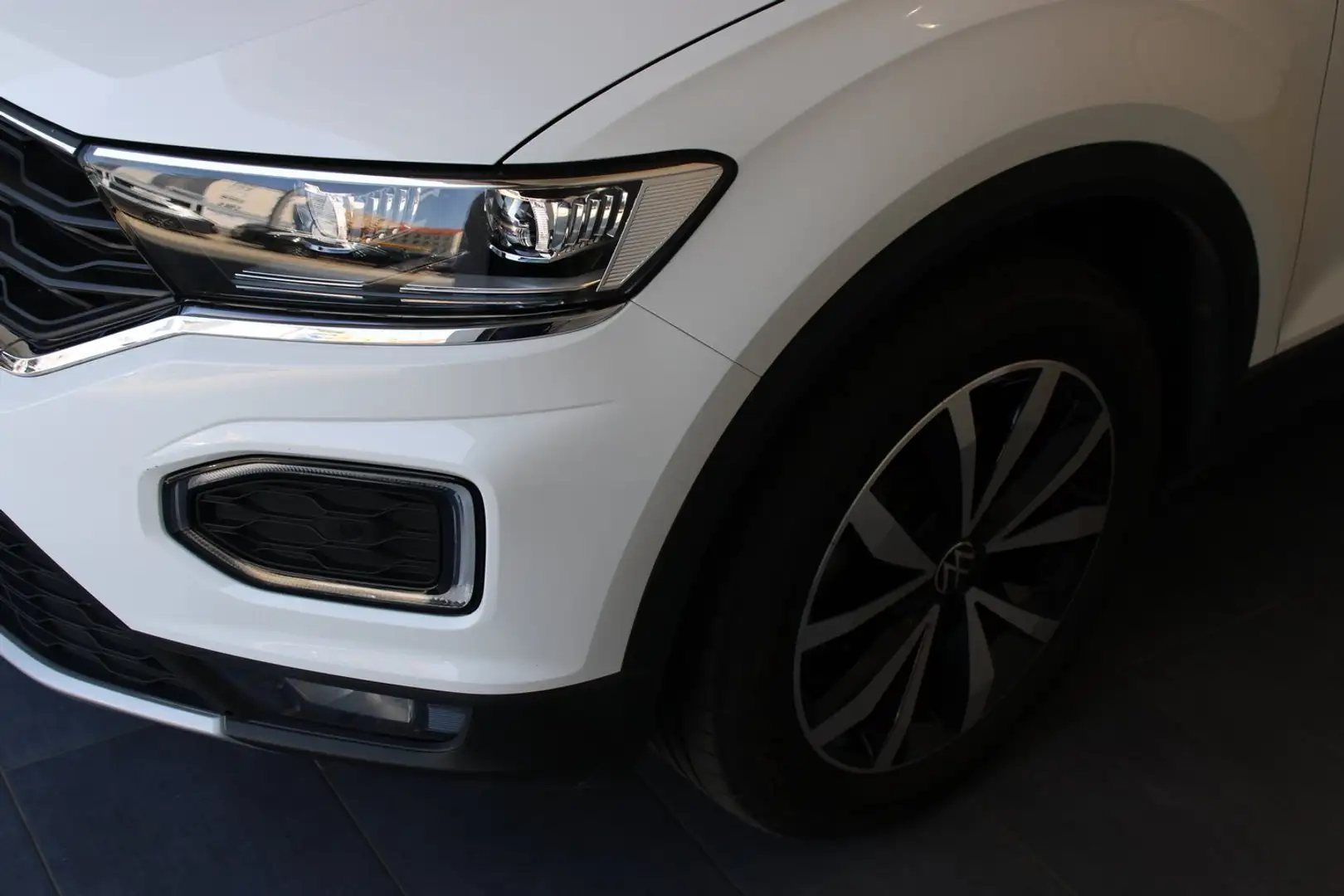 Volkswagen T-Roc Design TSI Weiß - 2