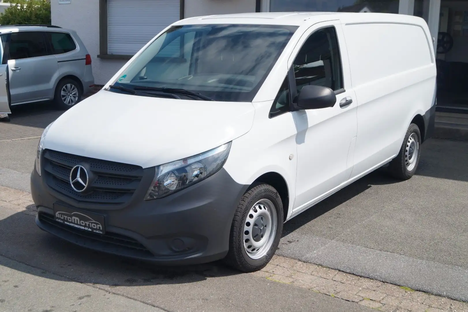 Mercedes-Benz Vito Kasten RWD lang*Klima*3-Sitzer*Tempomat*AHK Weiß - 1