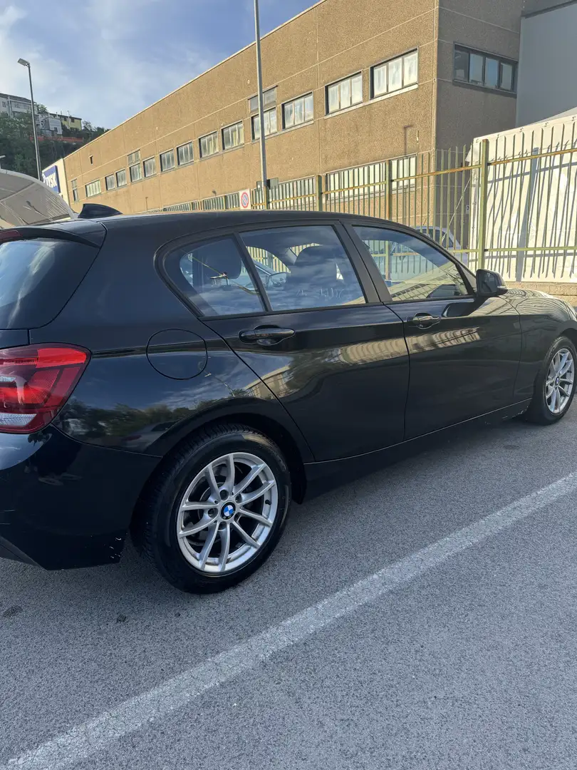 BMW 116 116d 5p Dynamic LE - 2