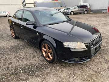 A4 2.0 T FSI quattro tiptronic