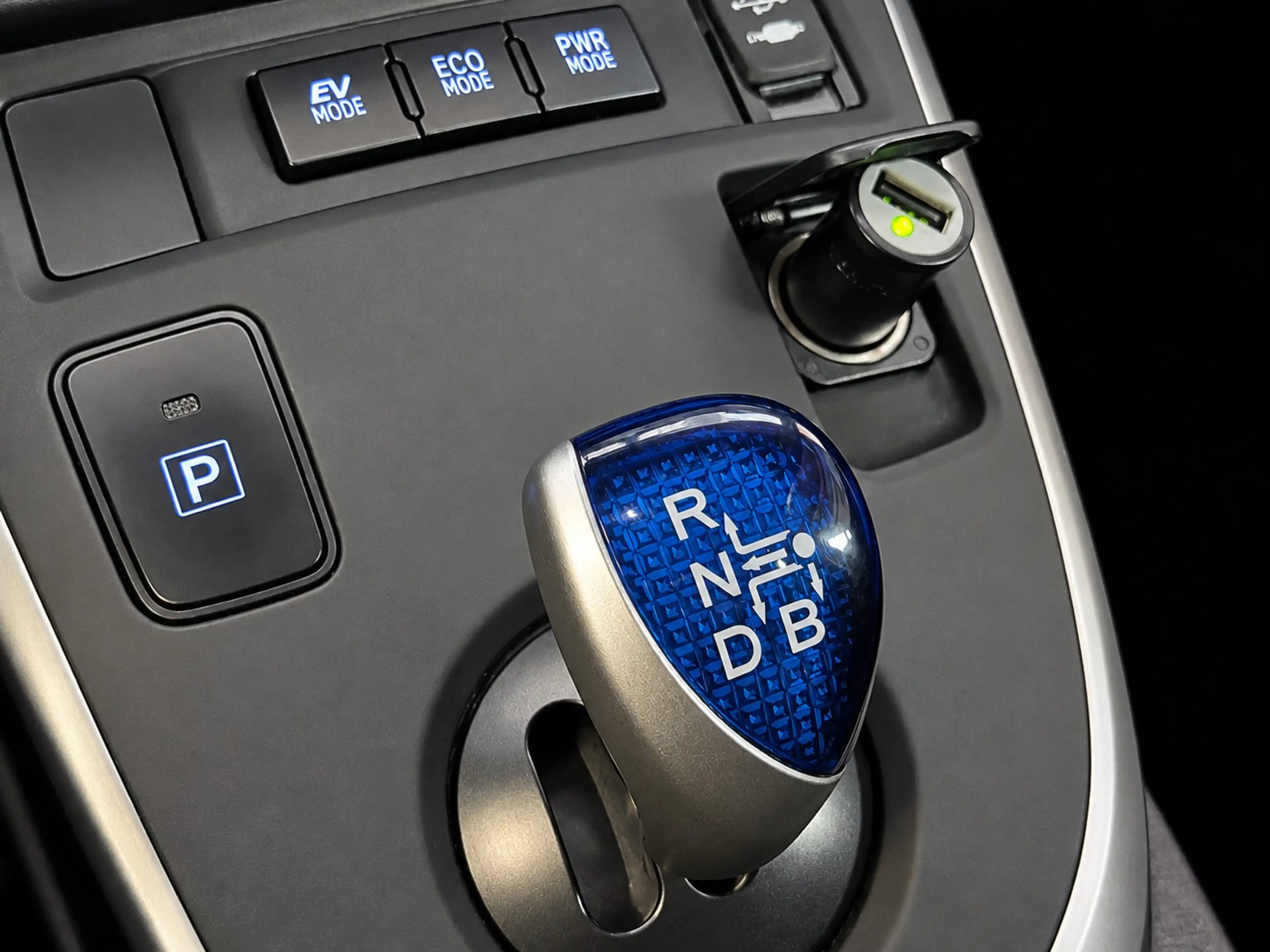 Toyota Auris Touring Sports 1.8 Hybrid Lease I NAVI. I CRUISE I — photo 11
