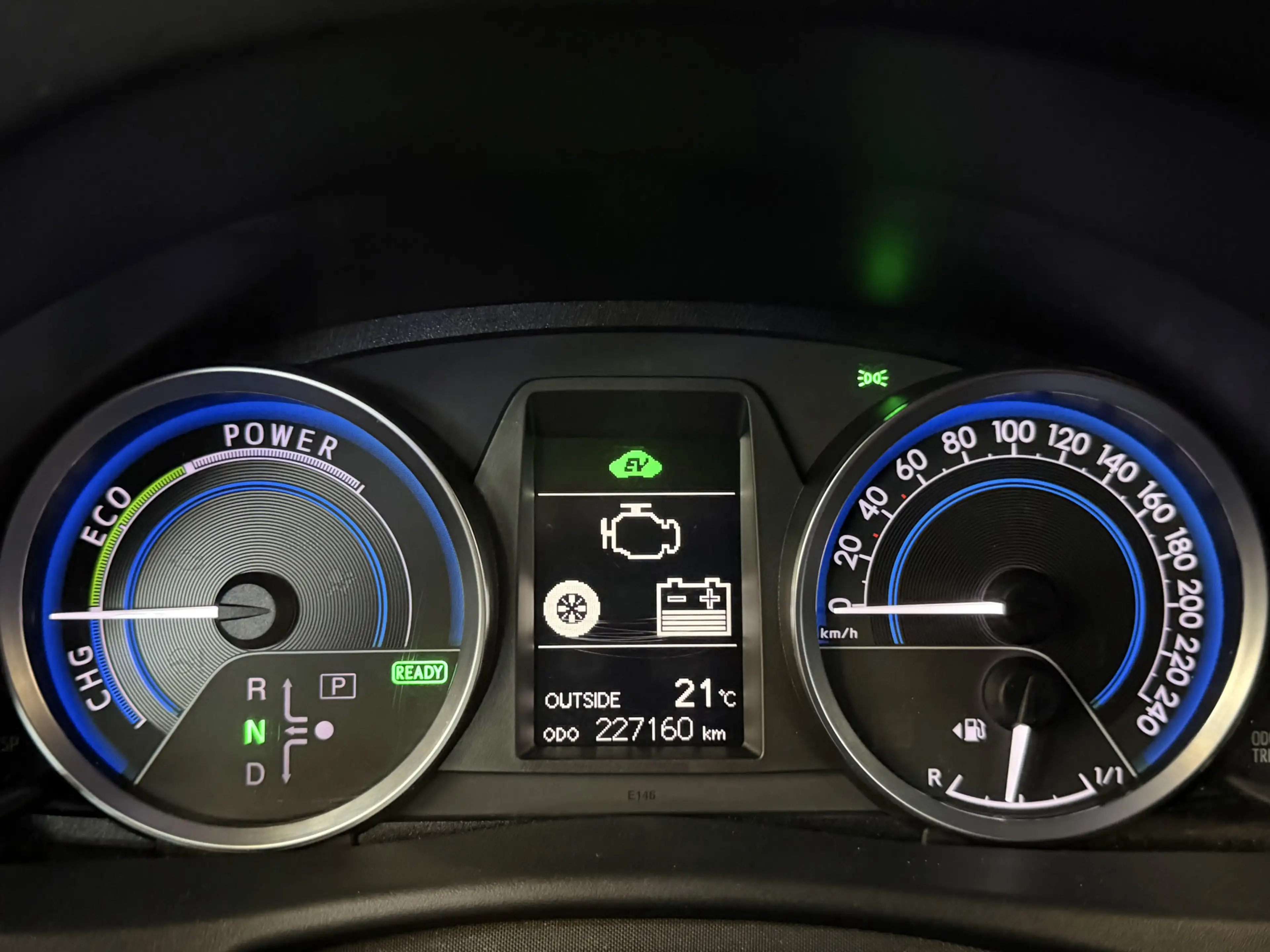 Toyota Auris Touring Sports 1.8 Hybrid Lease I NAVI. I CRUISE I — photo 9