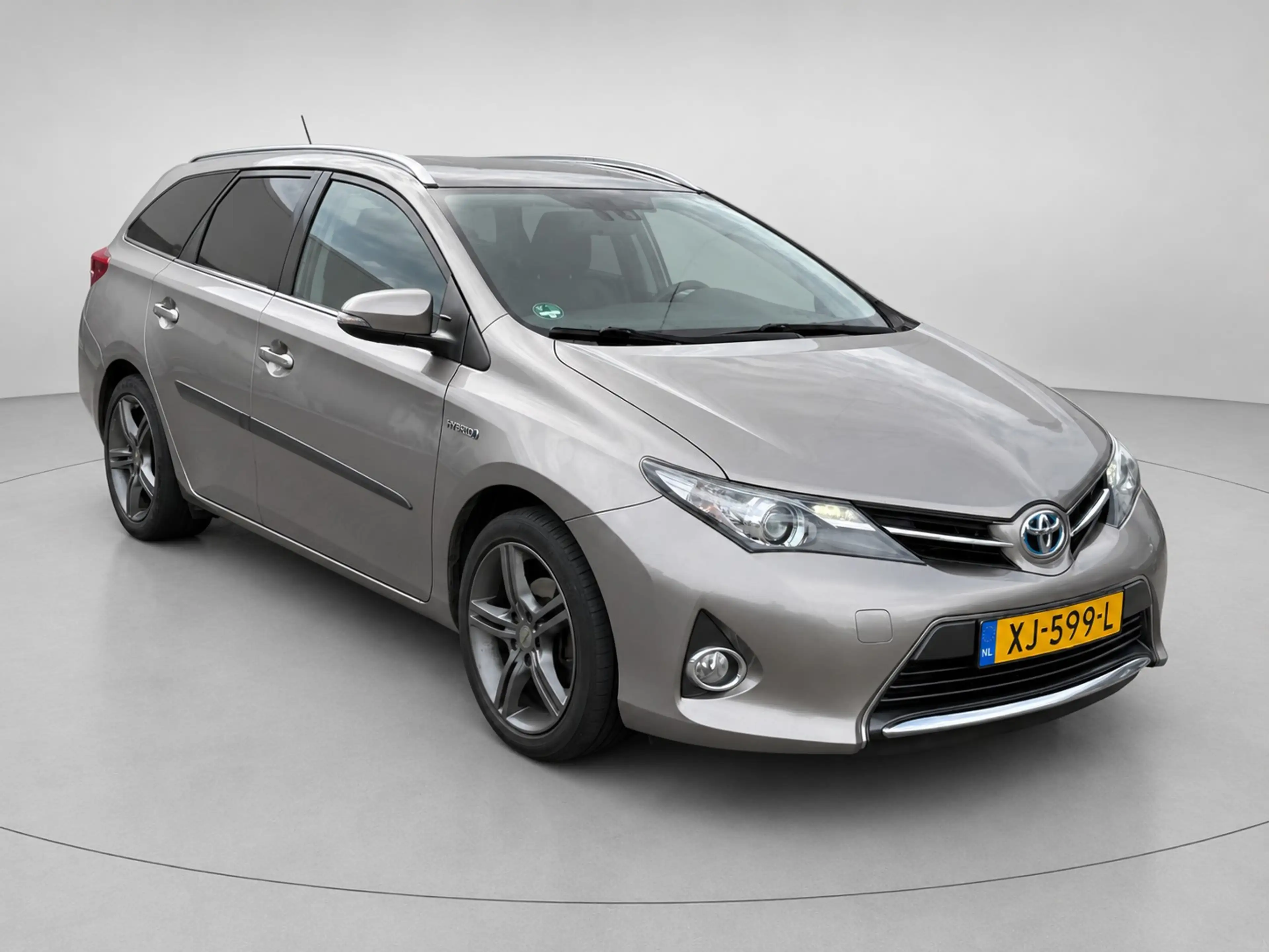 Toyota Auris Touring Sports 1.8 Hybrid Lease I NAVI. I CRUISE I — photo 3