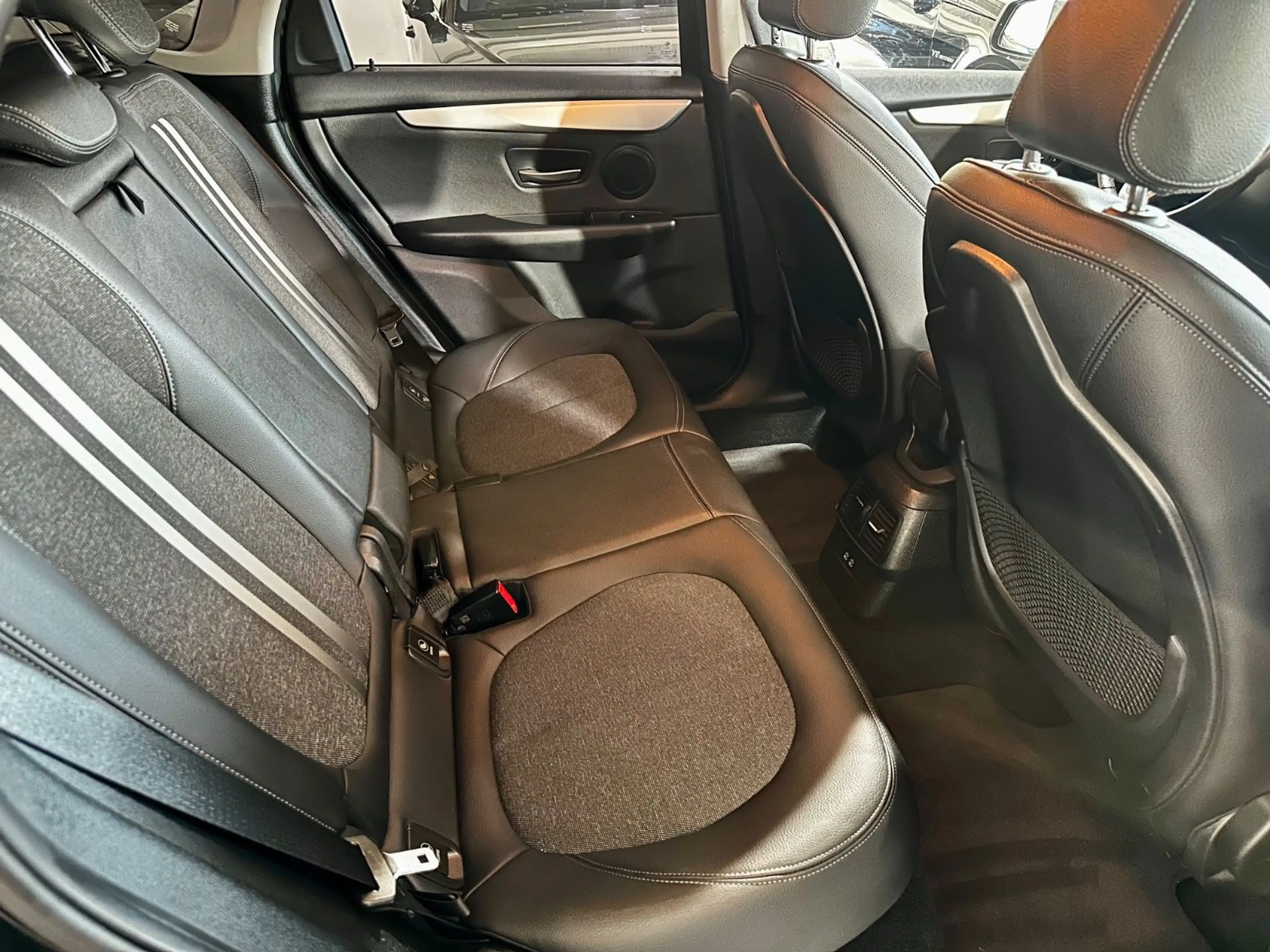 BMW 225 XE,i-Performance,Sport,Facelift,LED,VOLL,TOP — photo 14