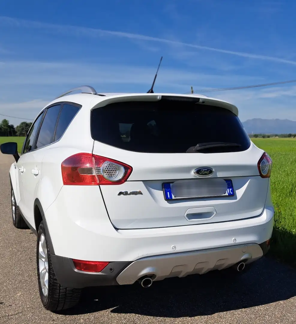 Ford Kuga 2.0 tdci Titanium 2wd 140cv Bianco - 2