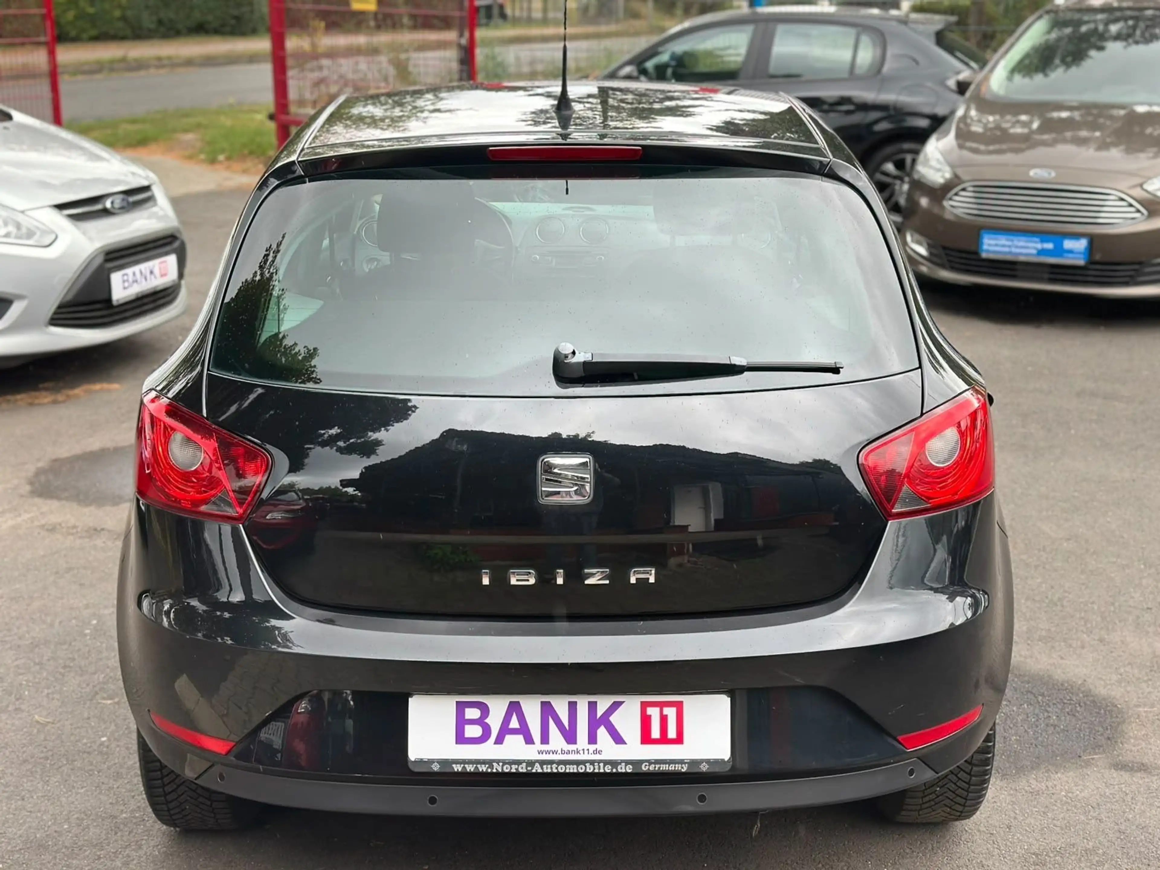 SEAT Ibiza Lim. Style Salsa, Neue Kette , Garantie — photo 7
