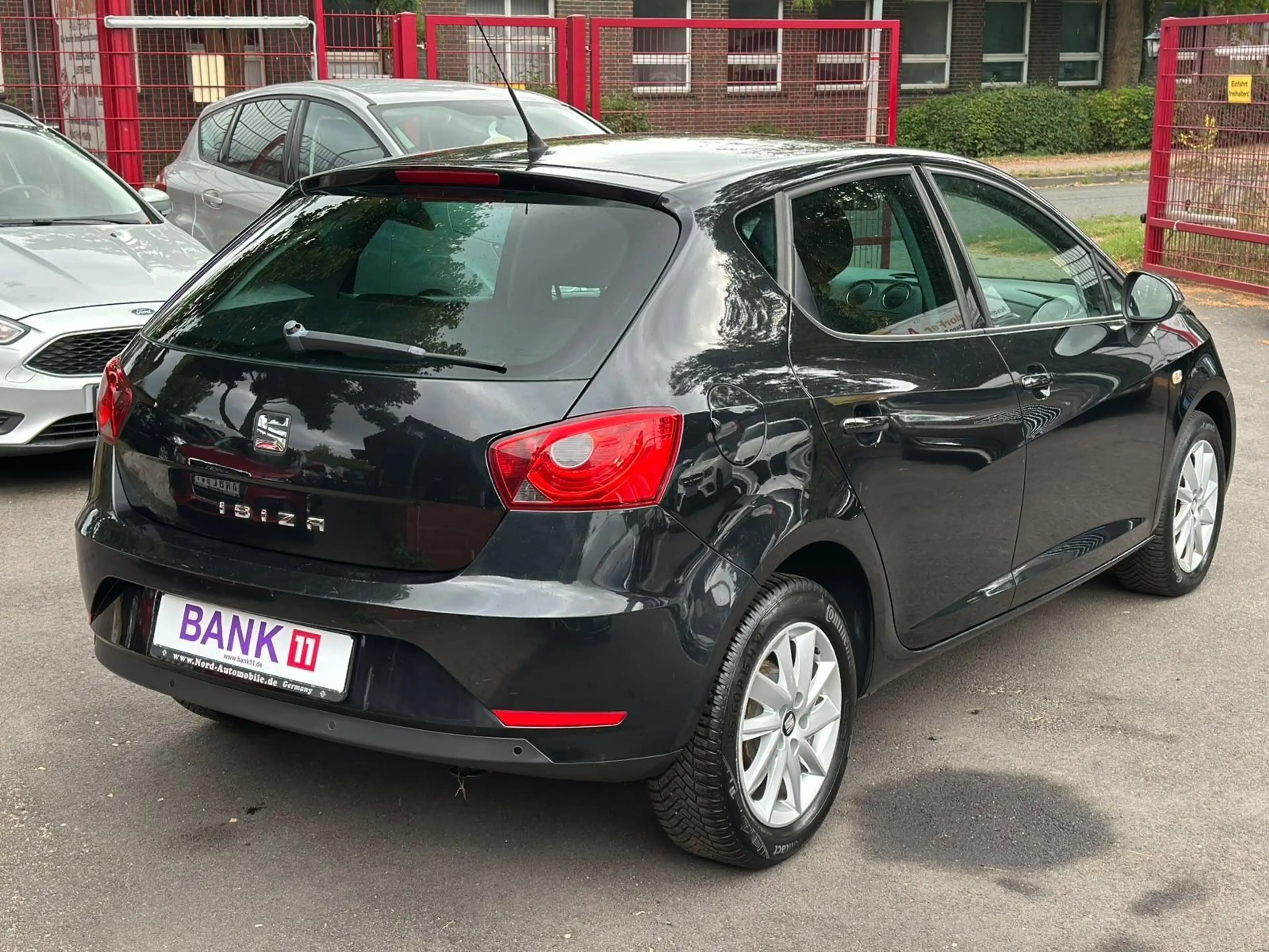 SEAT Ibiza Lim. Style Salsa, Neue Kette , Garantie — photo 8