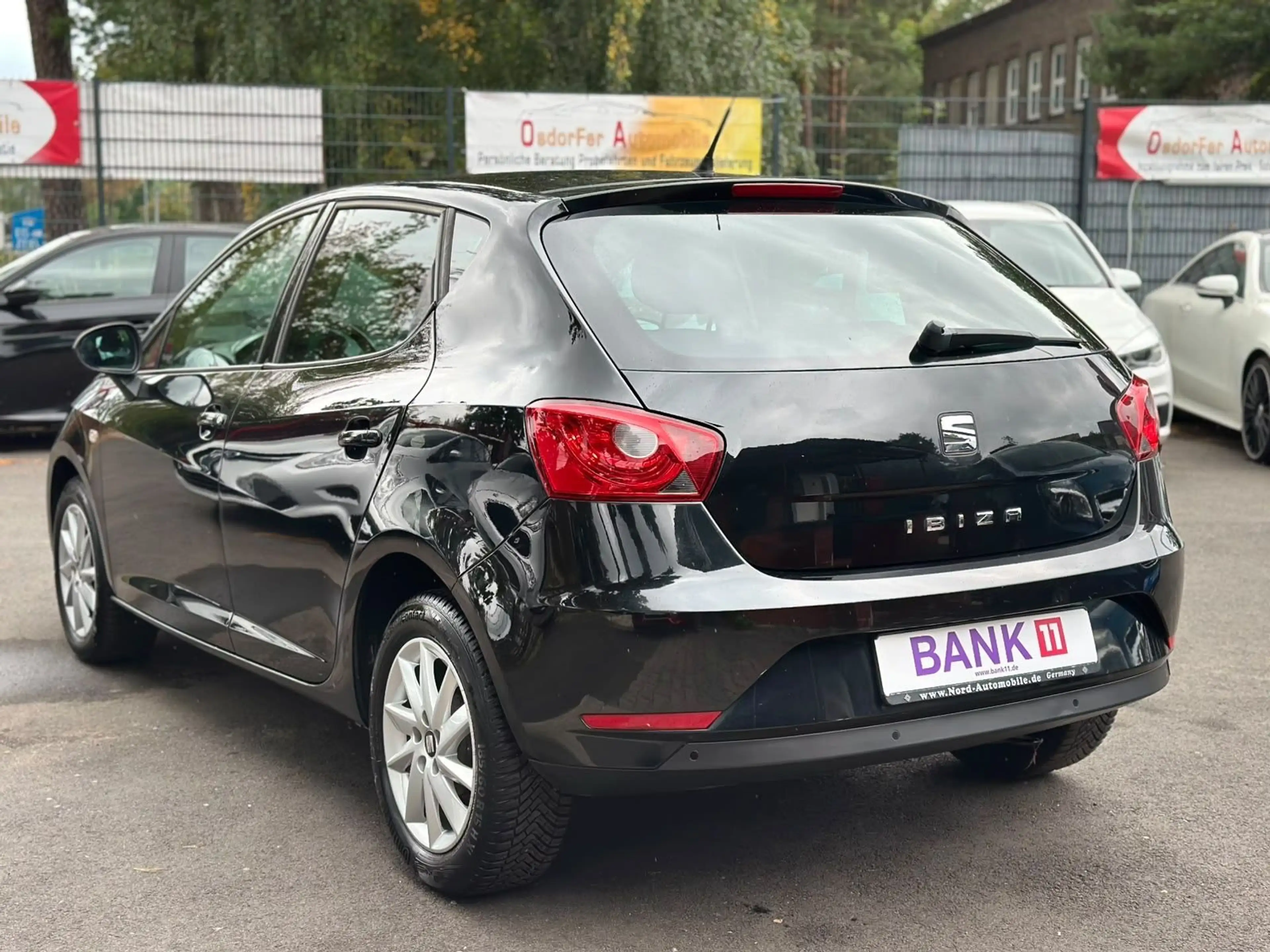 SEAT Ibiza Lim. Style Salsa, Neue Kette , Garantie — photo 4