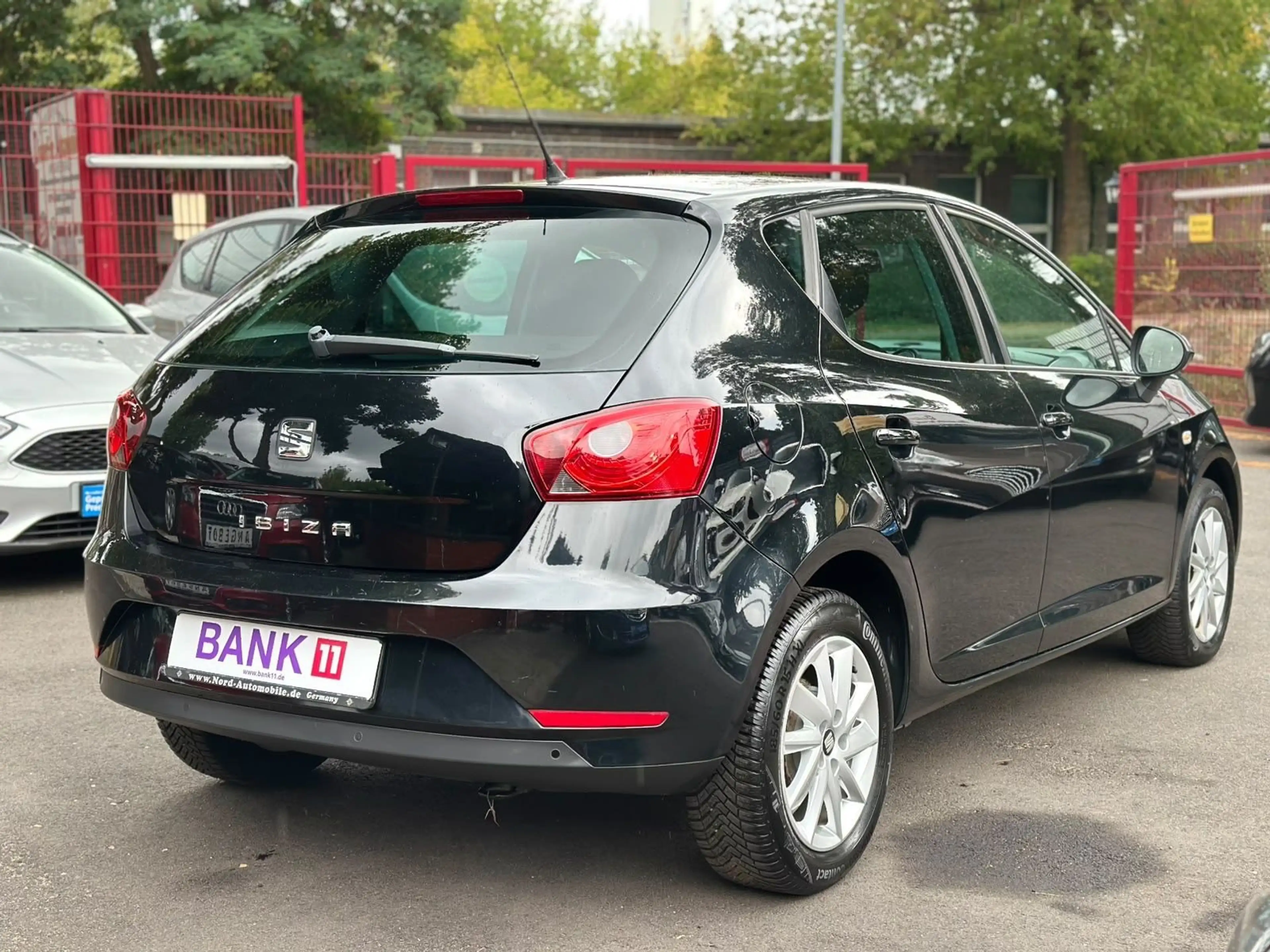 SEAT Ibiza Lim. Style Salsa, Neue Kette , Garantie — photo 5