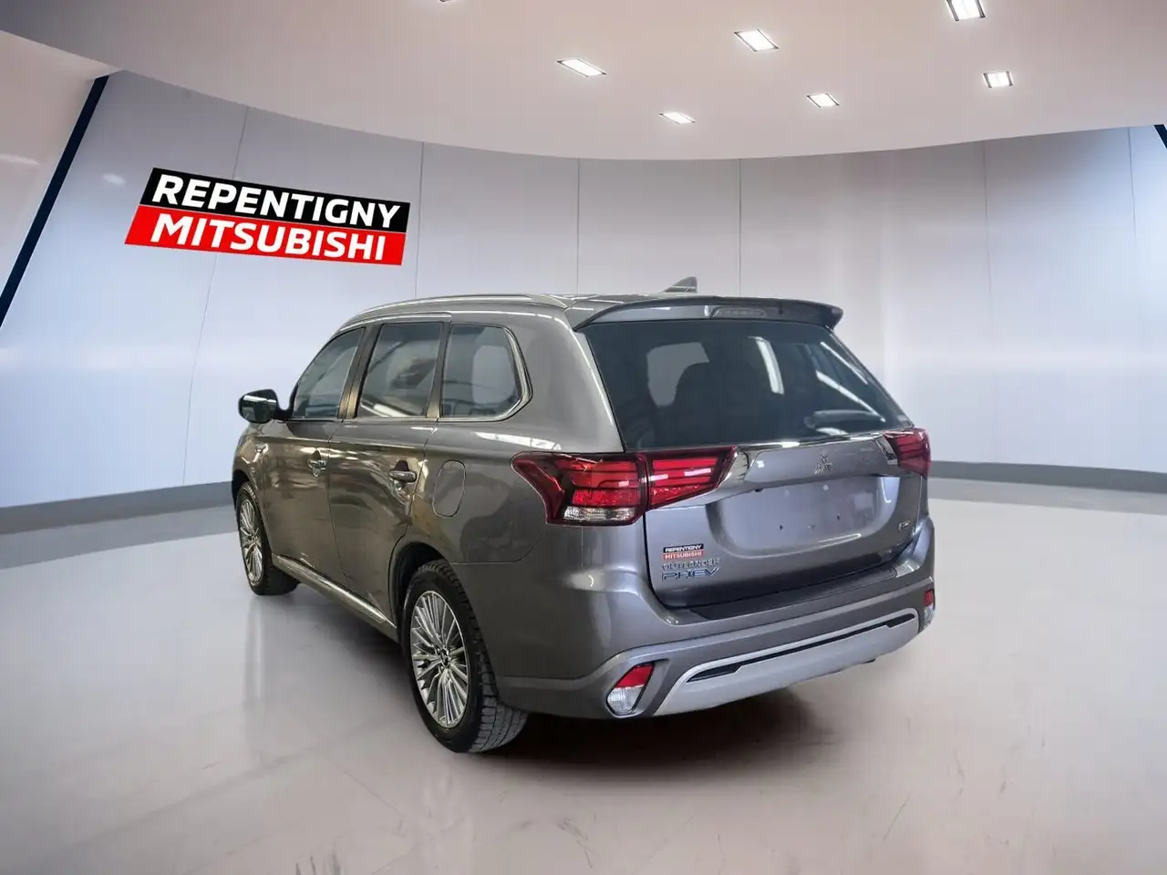 Mitsubishi Outlander снимка Mitsubishi Outlander