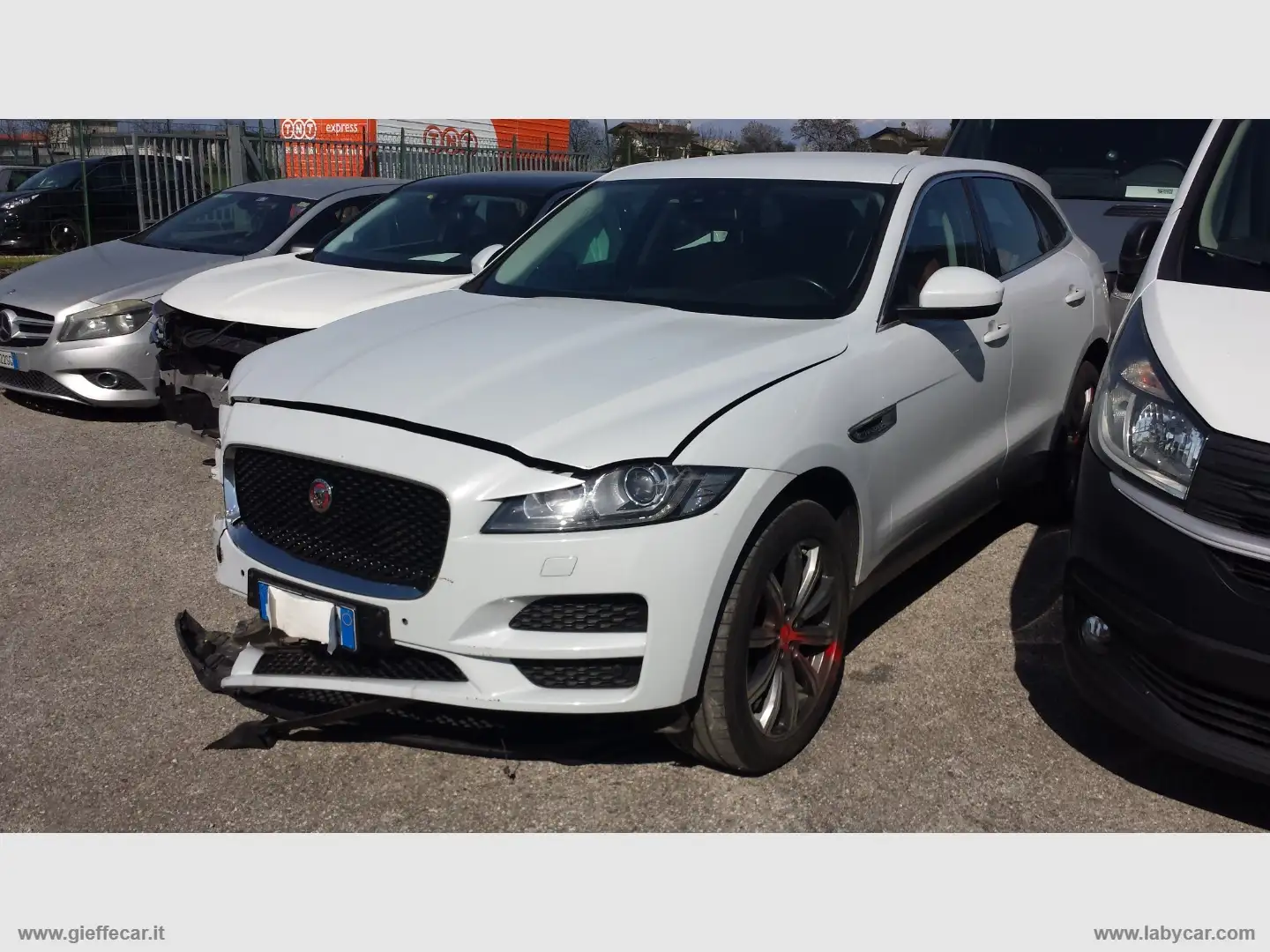 Jaguar F-Pace 2.0 D 180 CV AWD INCIDENTANTA Blanc - 1