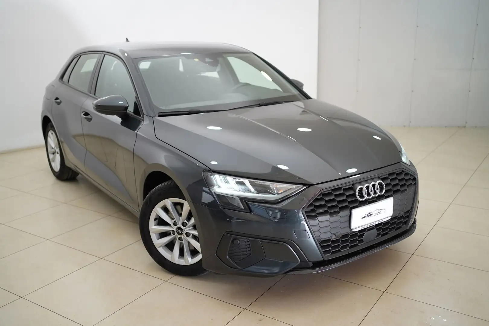 Audi A3 SPB 35 TDI S tronic Grigio - 2