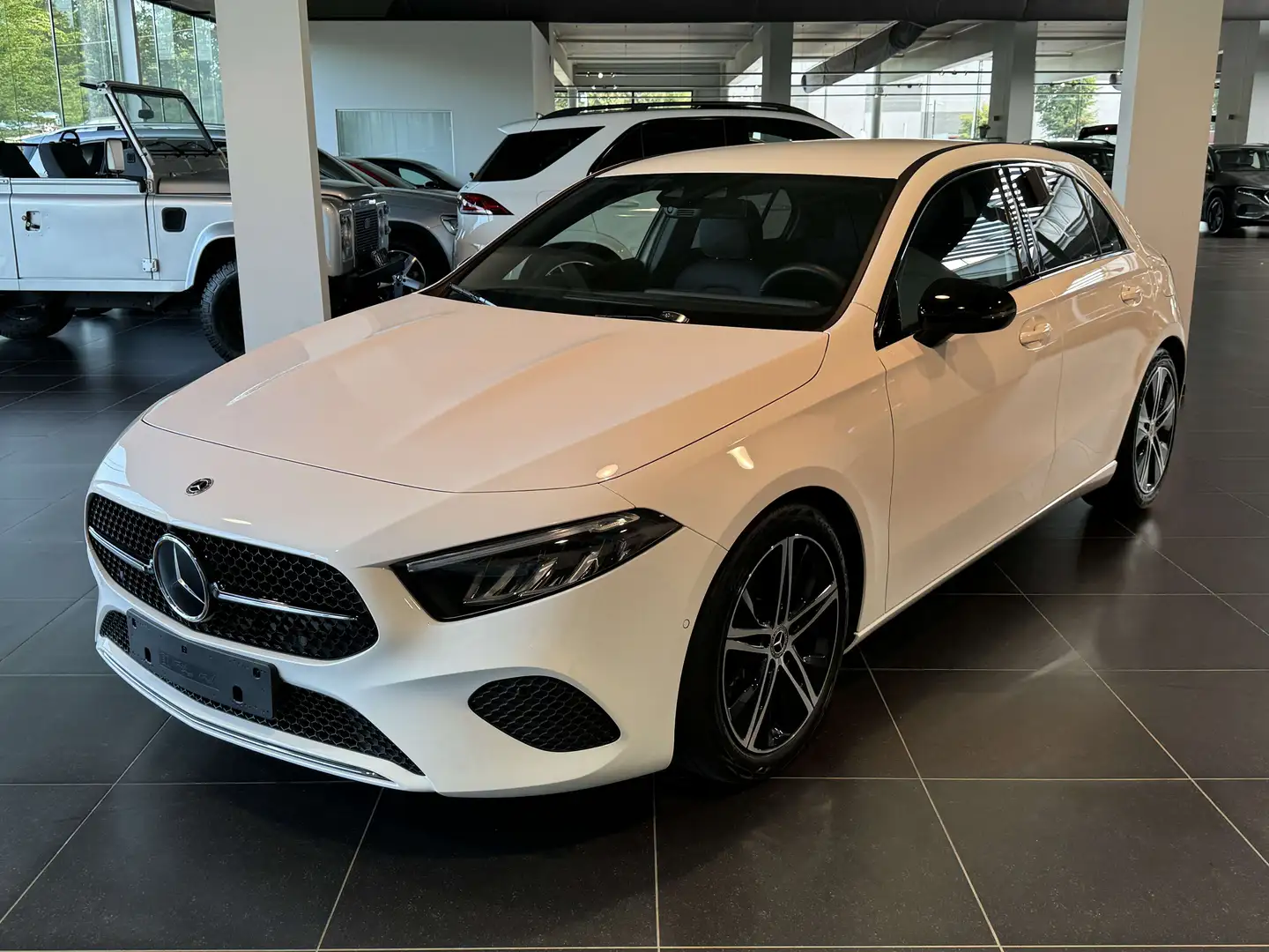 Mercedes-Benz A 200 Progressive Facelift, Night Pack, Distronic, Camer Bleu - 1