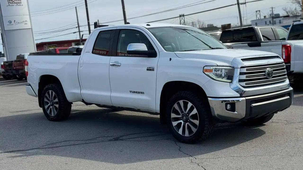Toyota Tundra снимка Toyota Tundra