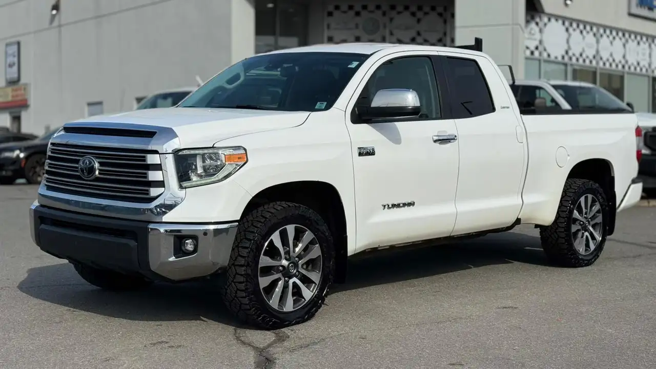 Toyota Tundra снимка Toyota Tundra