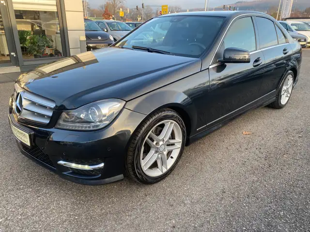 Mercedes-Benz C 180 CGI Lim. 7G-Tronic AMG 2.Hd Navi Xenon Sitzheizung