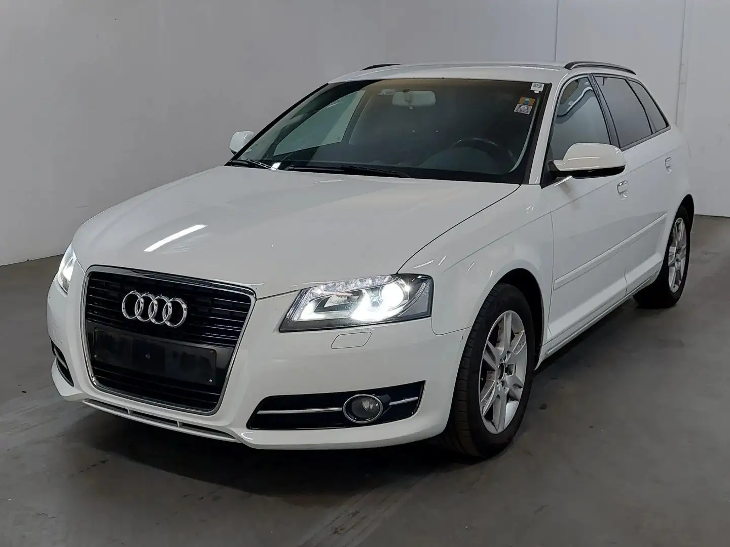 Audi A3 1.4 TFSI Attraction 5Türer*TÜV&InspektionNEU Weiß - 1