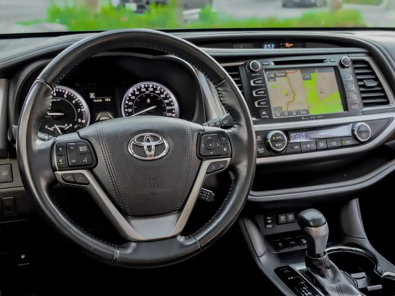 Toyota Highlander photo Toyota Highlander