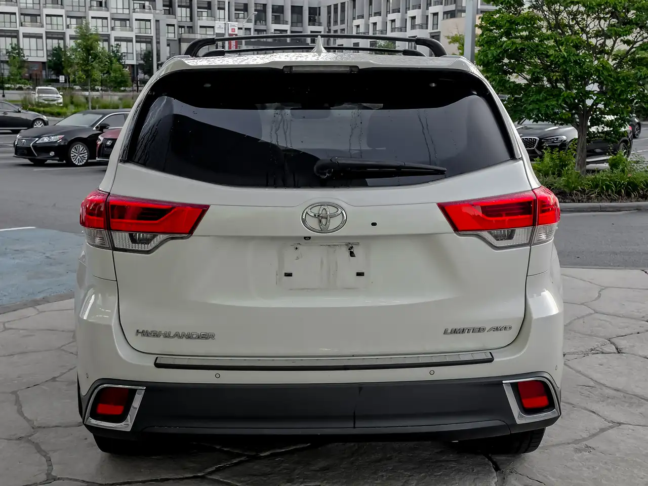 Toyota Highlander photo Toyota Highlander