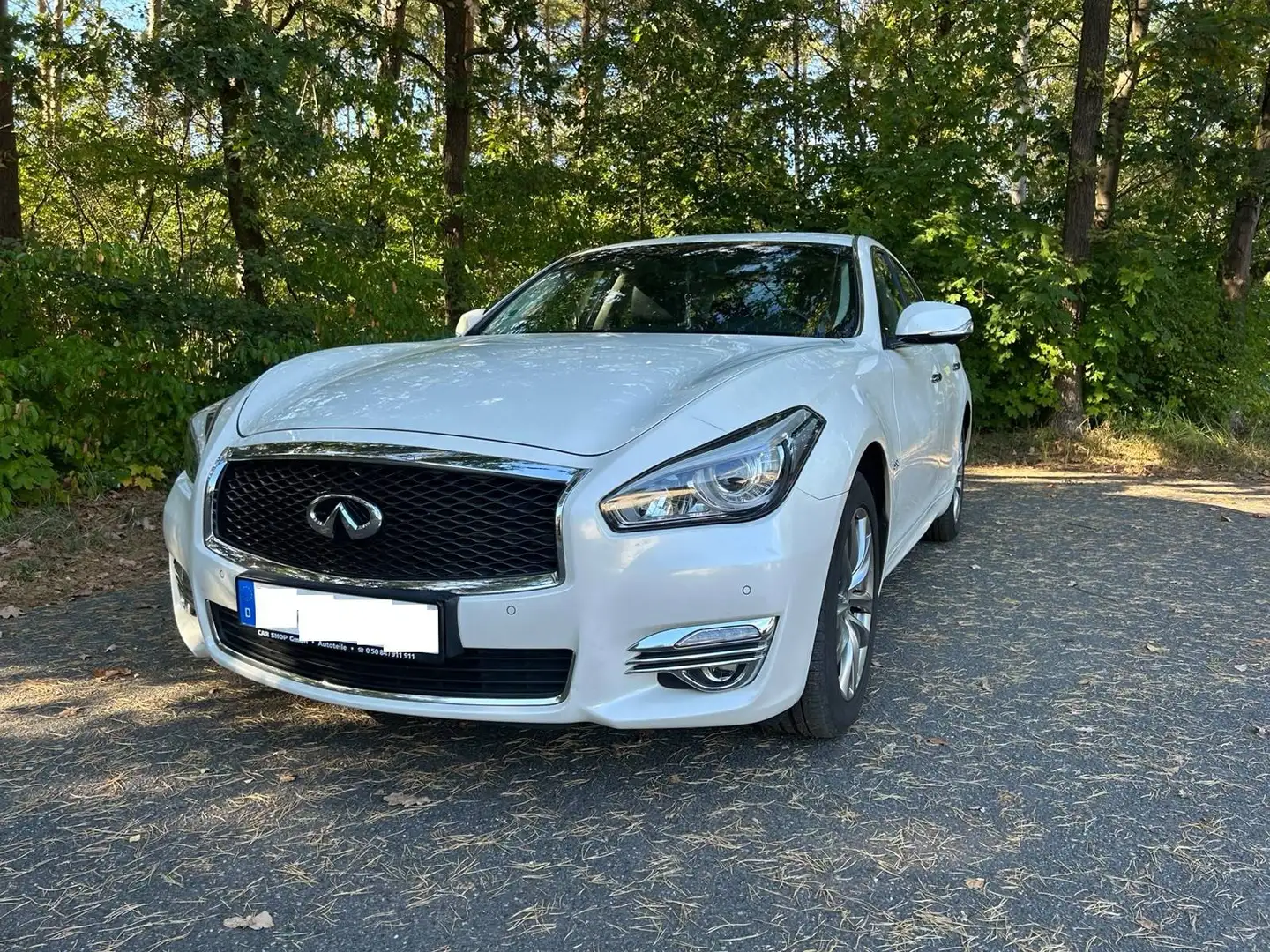 Infiniti Q70 Q70 2.2d Premium Executive Weiß - 2